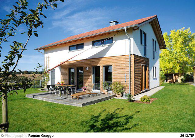 35+ schlau Vorrat Haus Mit Holz Verkleiden : Dämmen und verkleiden einer Fassade | Spinne Bedachungen ... : Die hausfassade bis zum sockelbereich ist unterhalb des fensters nicht gedämmt worden hier folgt eine holzverschalung.